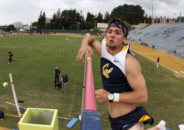 2010 Big Meet-216.JPG - 2010 Cal vs. Stanford Big Meet, April 10, Edwards Stadium, Berkeley, CA.